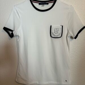 Tommy Hilfiger Size Small White T-Shirt with Navy Blue Accents